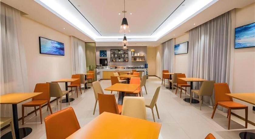 City Comfort Inn Nanning Nanhu Bridge Metro Station 55/64