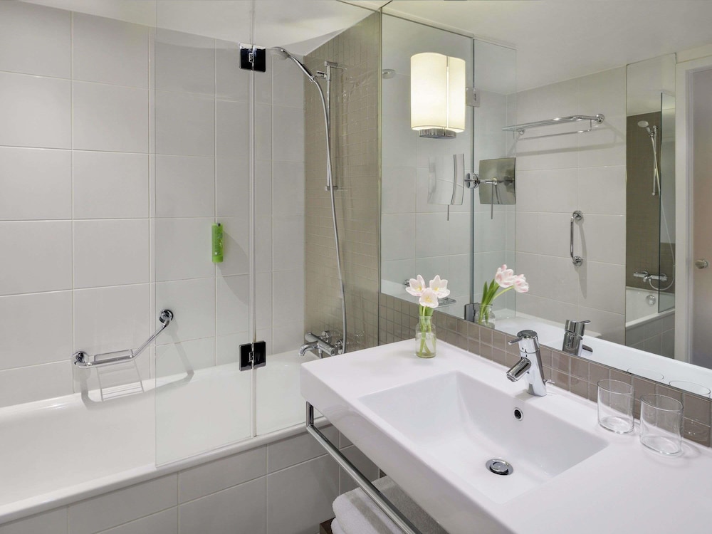 Movenpick Amsterdam City Centre 75/75