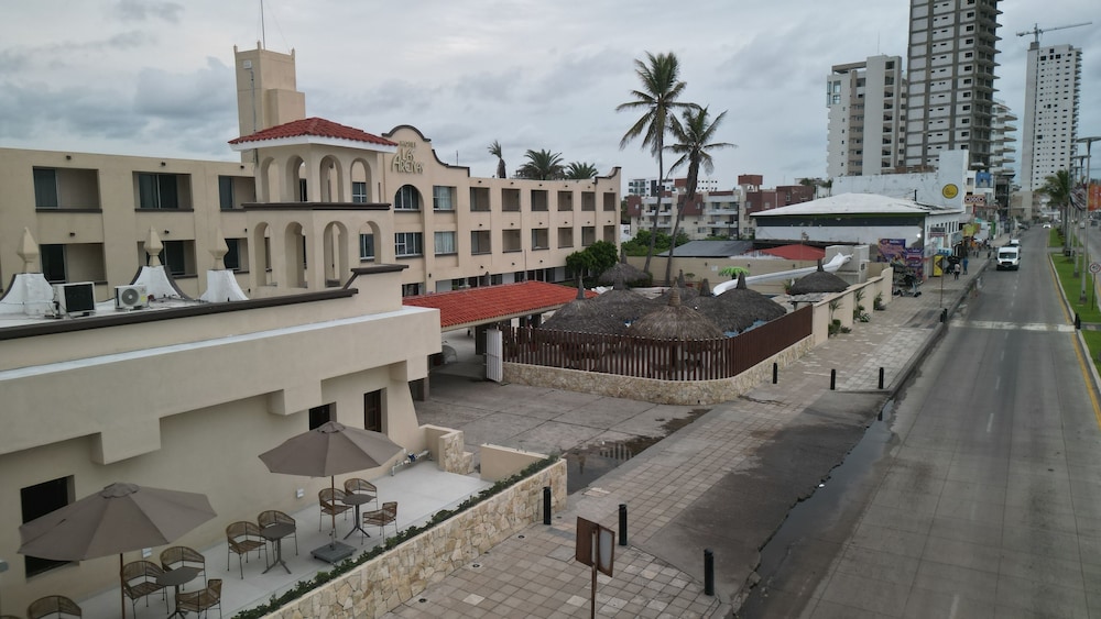 Sands Arenas Hotel 56/62