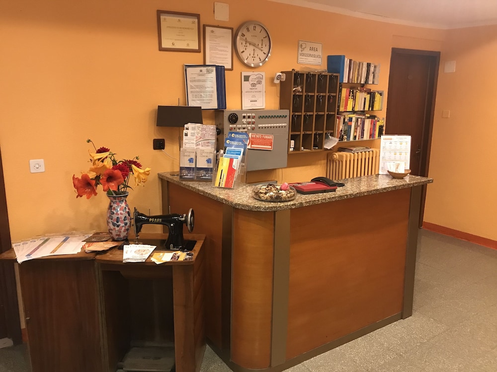 Albergo Parigi 10/35