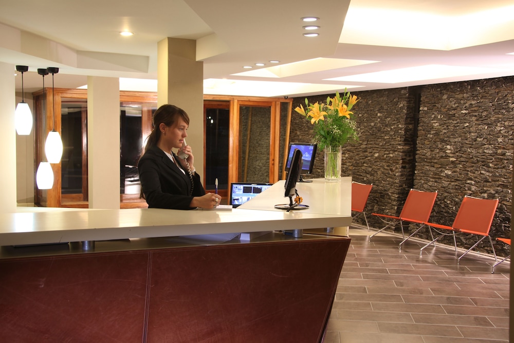 LAS LENGAS HOTEL 8/60