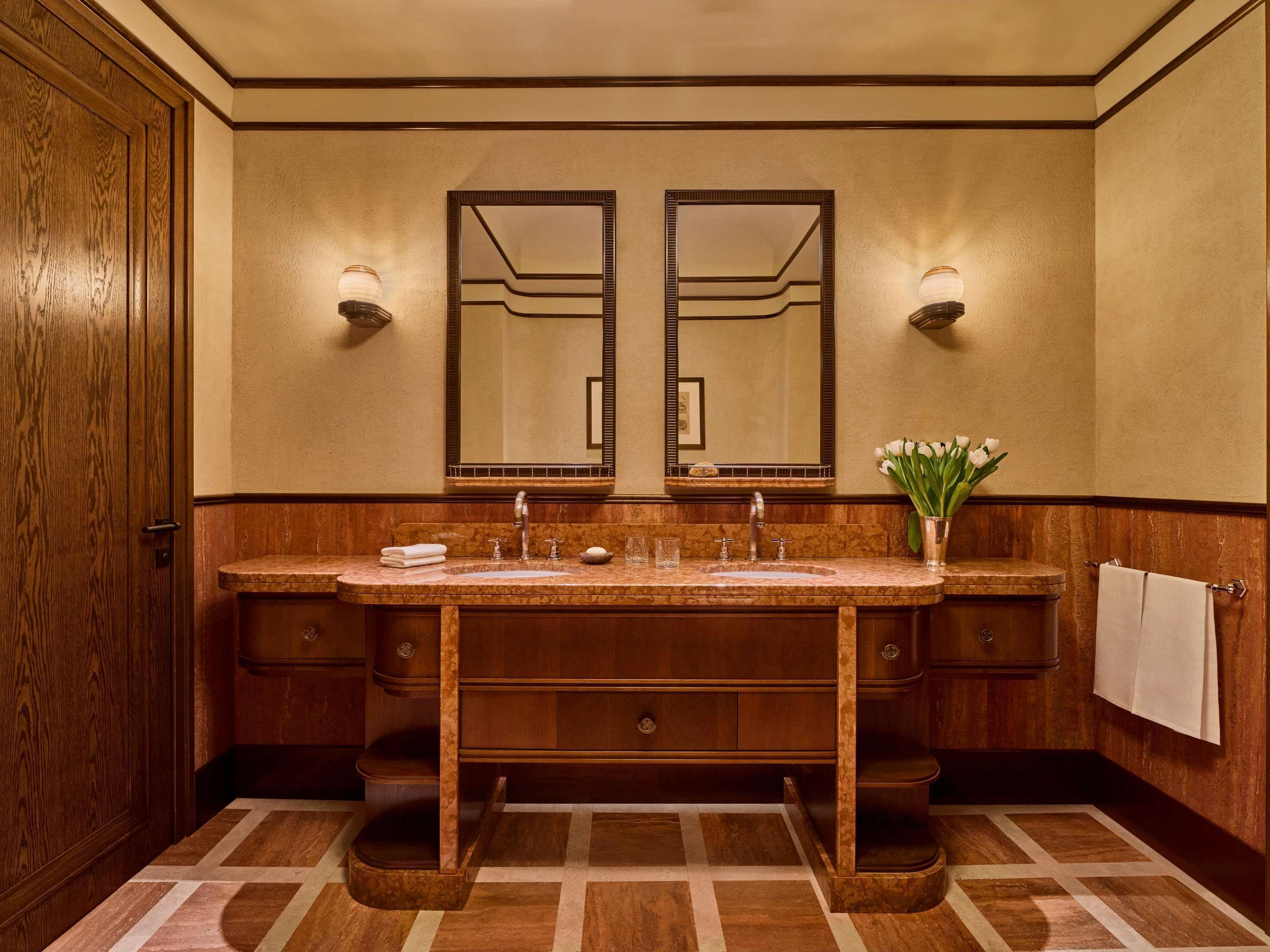 Grand, Suite, with View