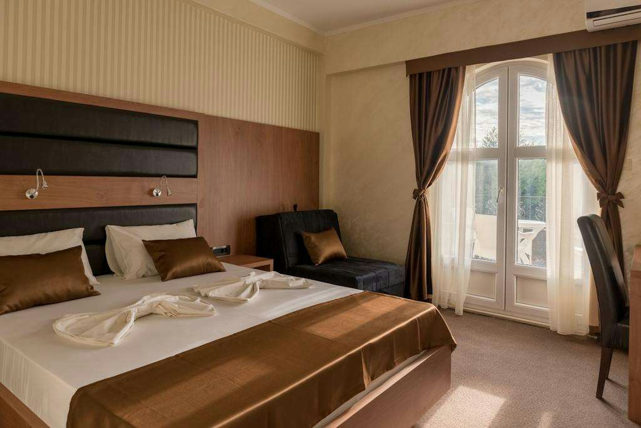 Hotel Crnogorska Kuca 8/45