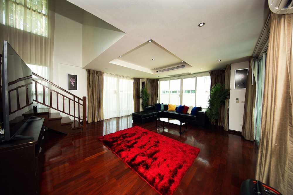 Paradise Pool Villa Pattaya in Tropicana Village (ex VIP Villas Pattaya Tropicana Jomtien Beach) 29/50