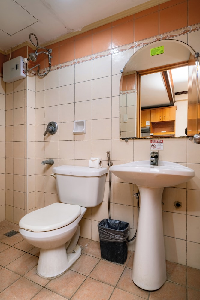 Crown Regency Residence Davao 49/50