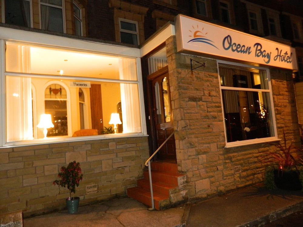 Ocean Bay Hotel 2/50