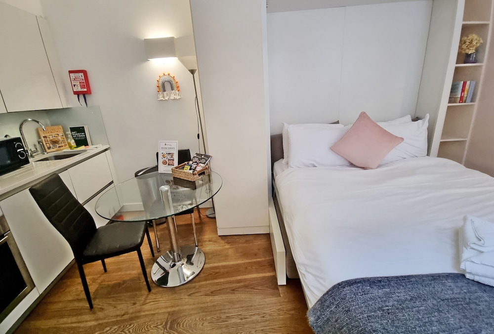 Urban Stay London City Apartments 15/50