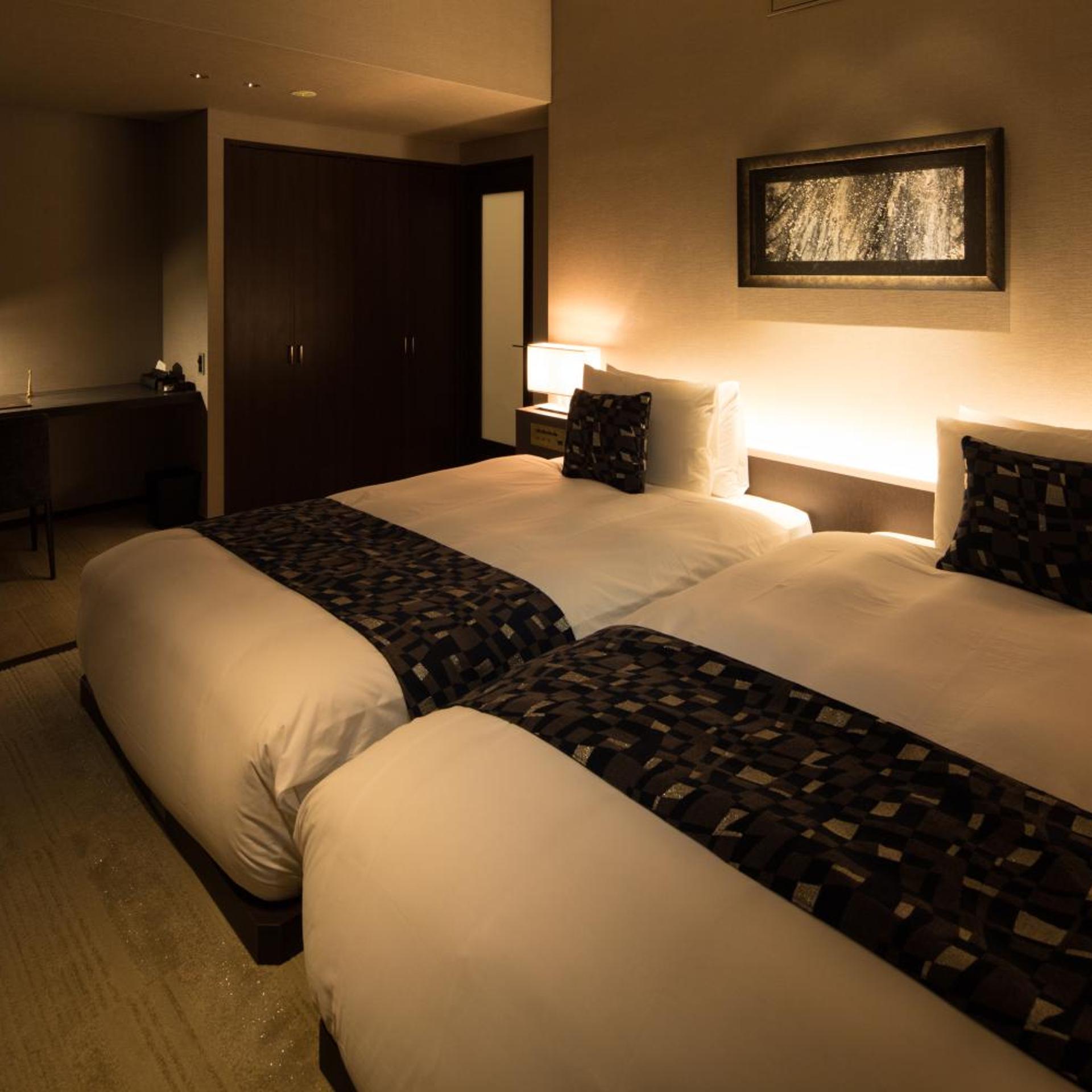 PRESIDENTIAL, SUITE