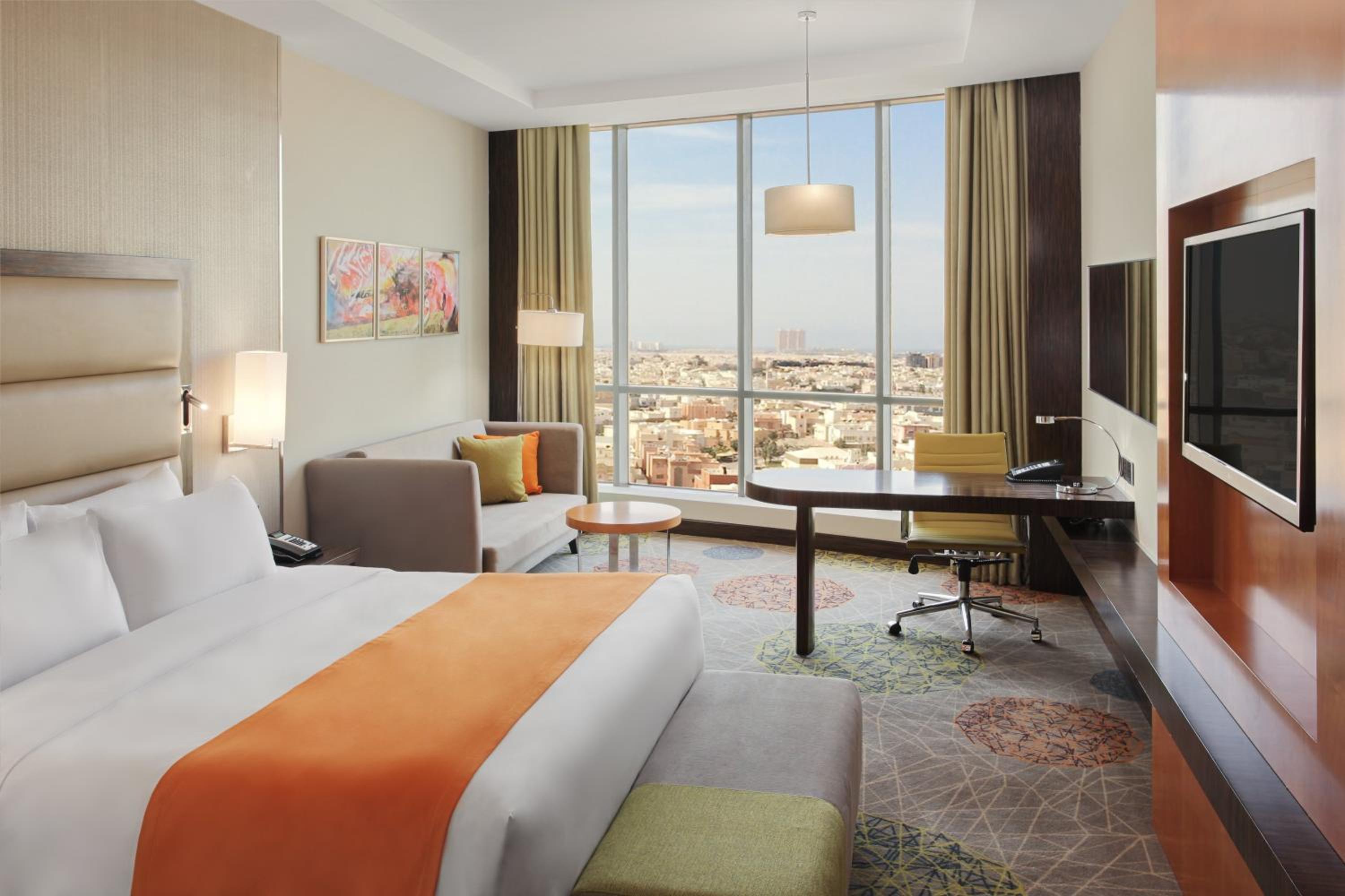 1 BEDROOM, SUITE, KING BED, SMOKING