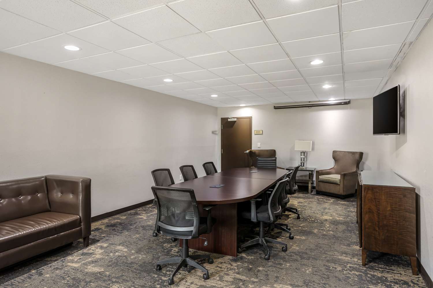 Best Western Plus Jonesboro Inn & Suites 11/13