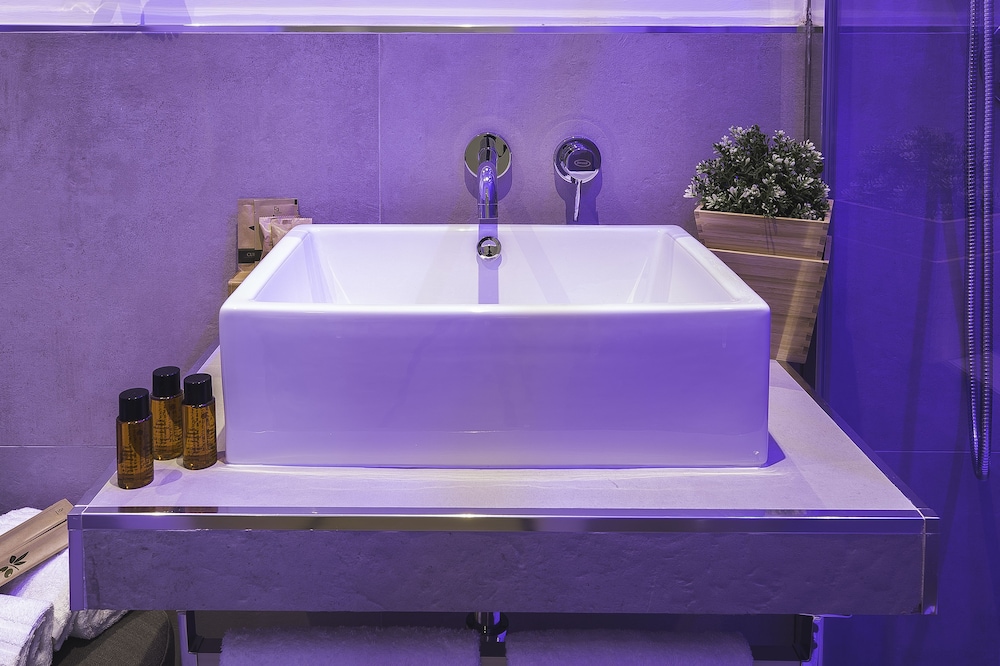 Colonna Luxury Suites 28/29