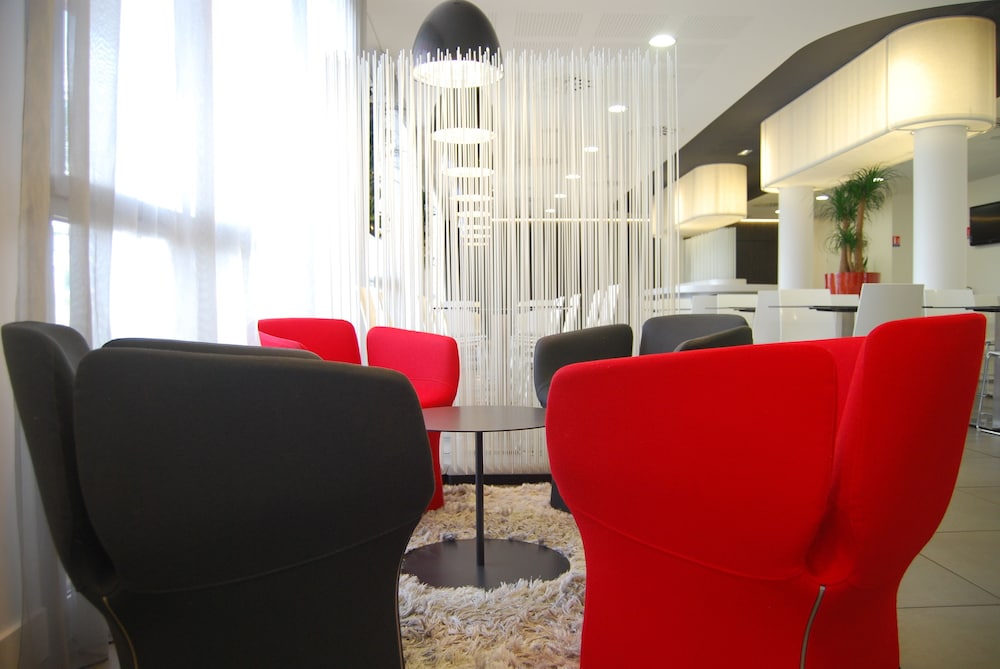 Bho Hotel 32/53