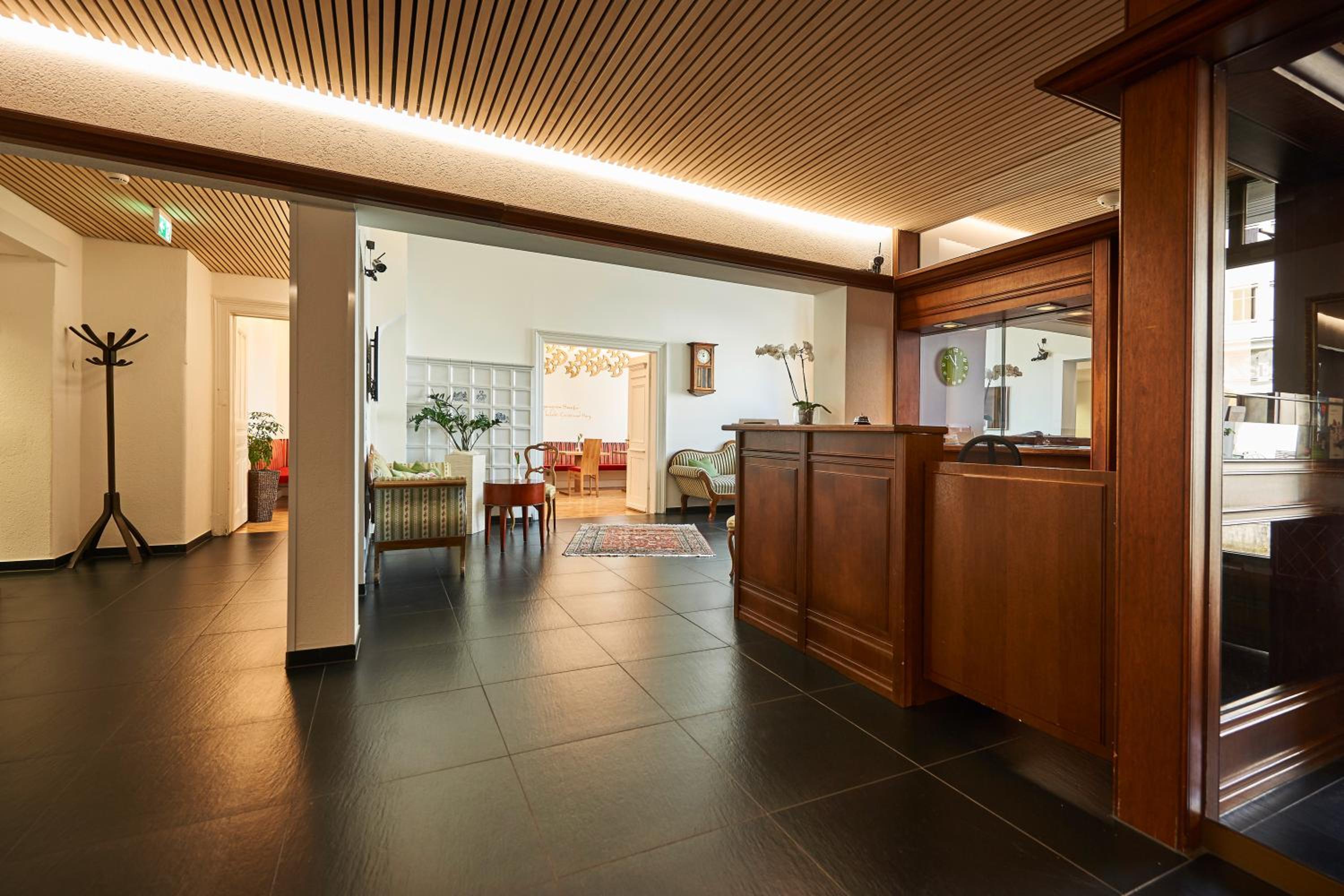 Hotel Bodensee GmbH 4/50