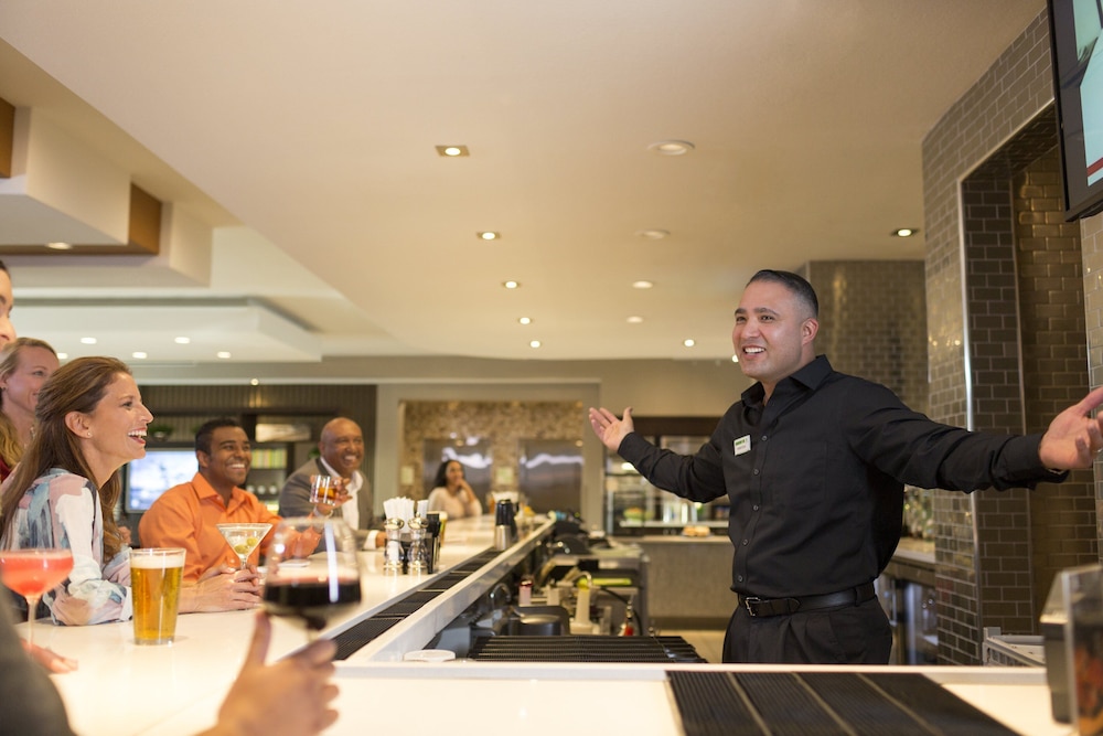 Holiday Inn St. Louis - Creve Coeur 36/45