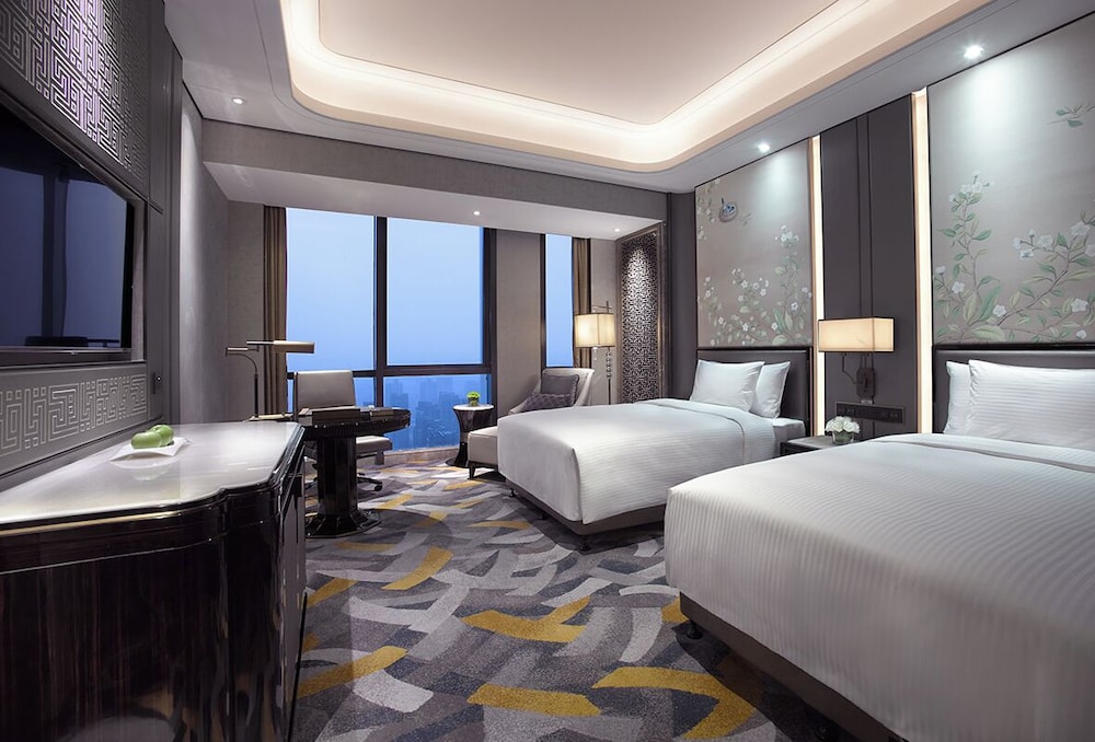 PREMIER, TWIN BEDS