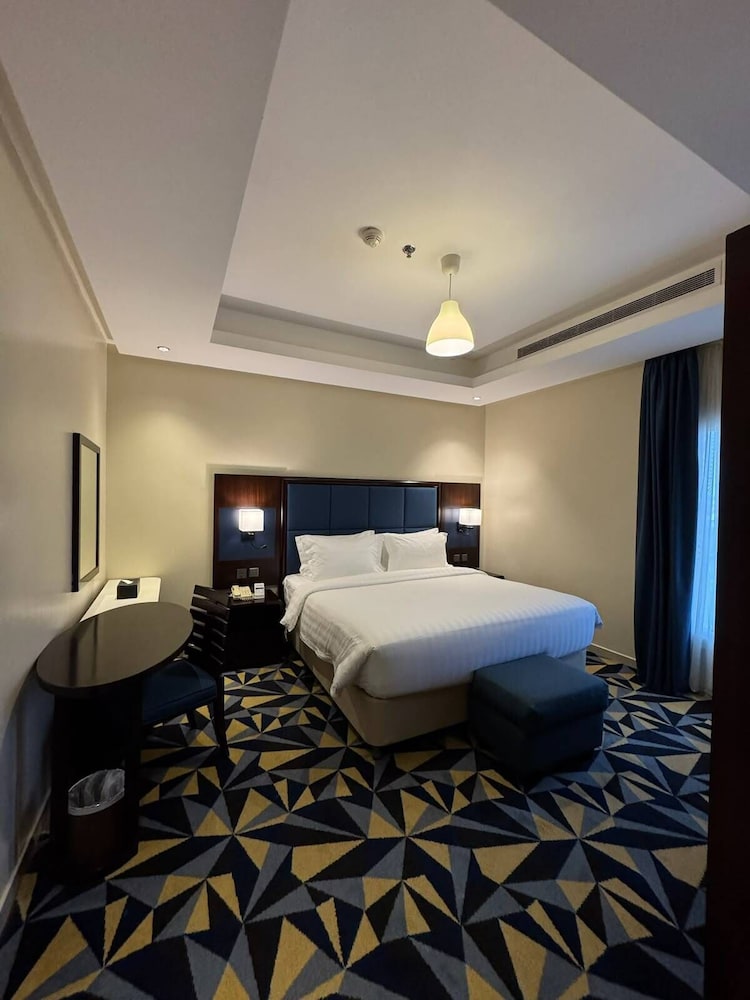 جناح سيغنتشر بسرير كوين بغرفة نوم واحدة، أوشين فيو الزهراء(Ocean View Al Zahra) 4/10