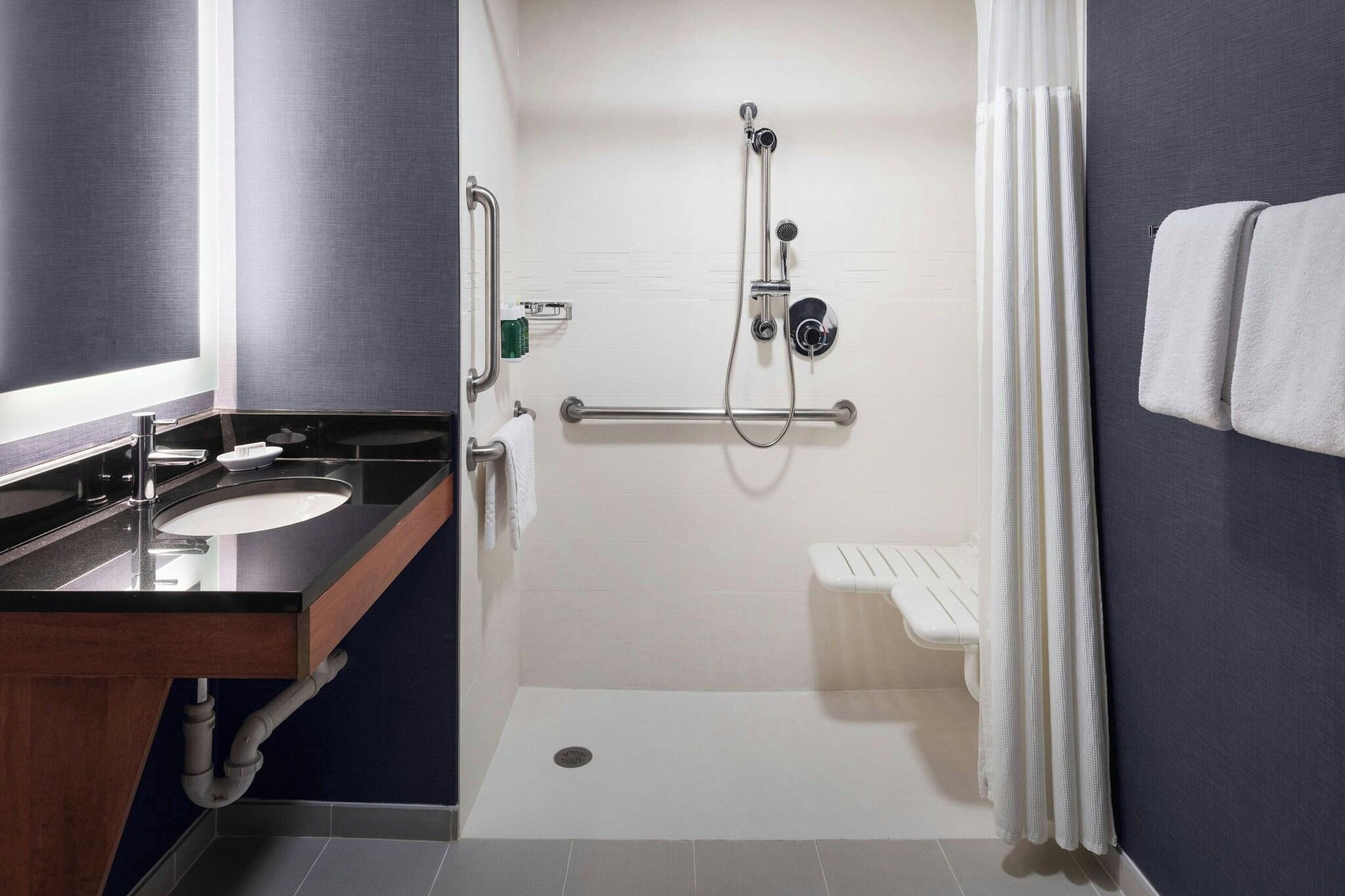 استوديو لذوي الإعاقة، RESIDENCE INN HOUSTON TOMBALL 4/5