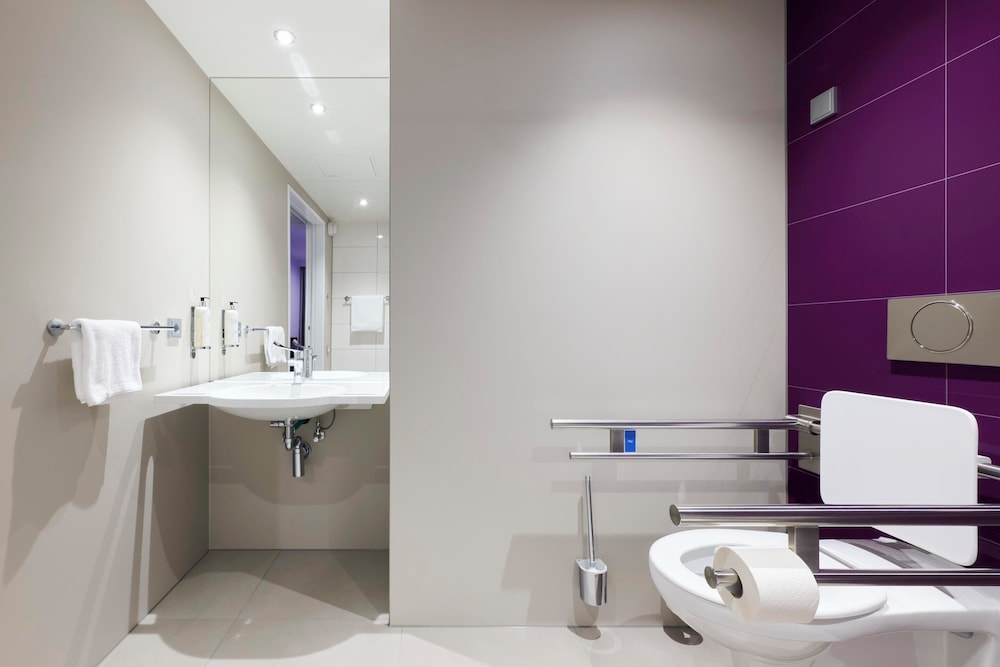 Premier Inn Stuttgart Zuffenhausen 41/44