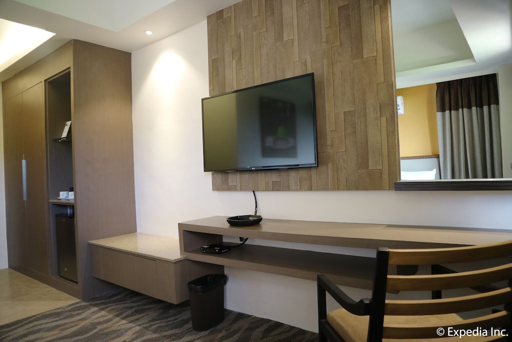 Splendido Tagaytay Hotel and Country Club 52/60