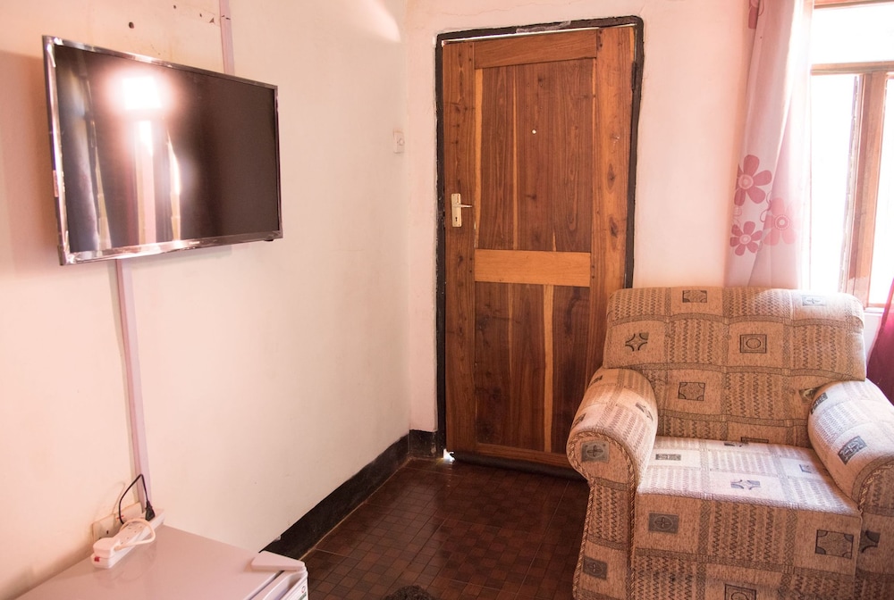 Okavango Lodge 30/30