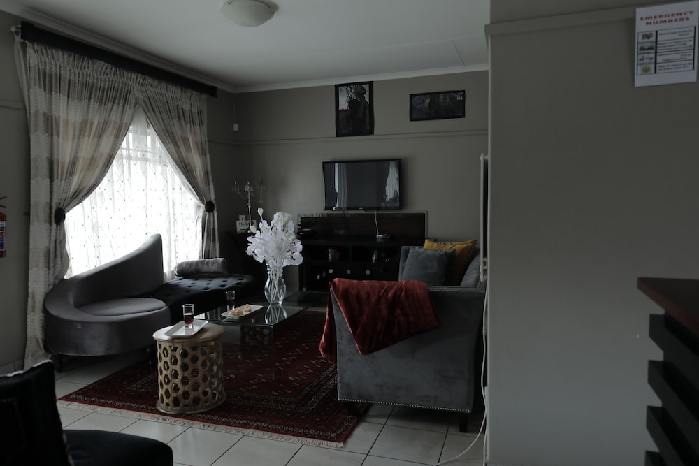 Ledumo Lodge 21/32