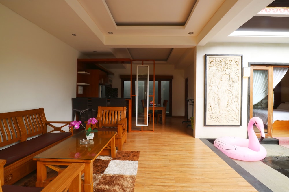 The Umah Pandawa Homestay And Villas by ZUZU 20/41