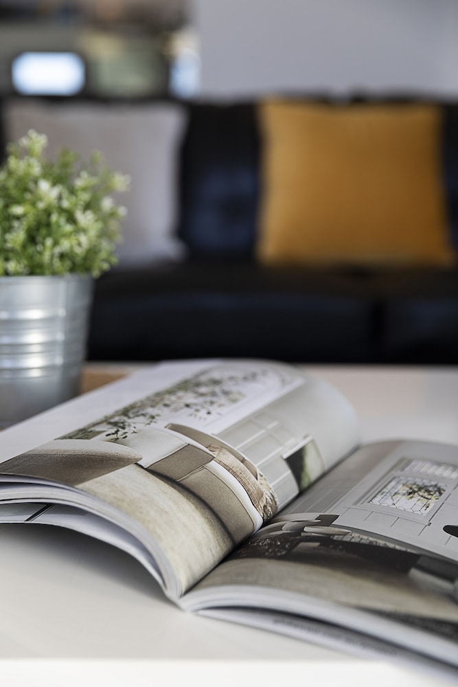 RNR Serviced Apartments North Melbourne 4/44