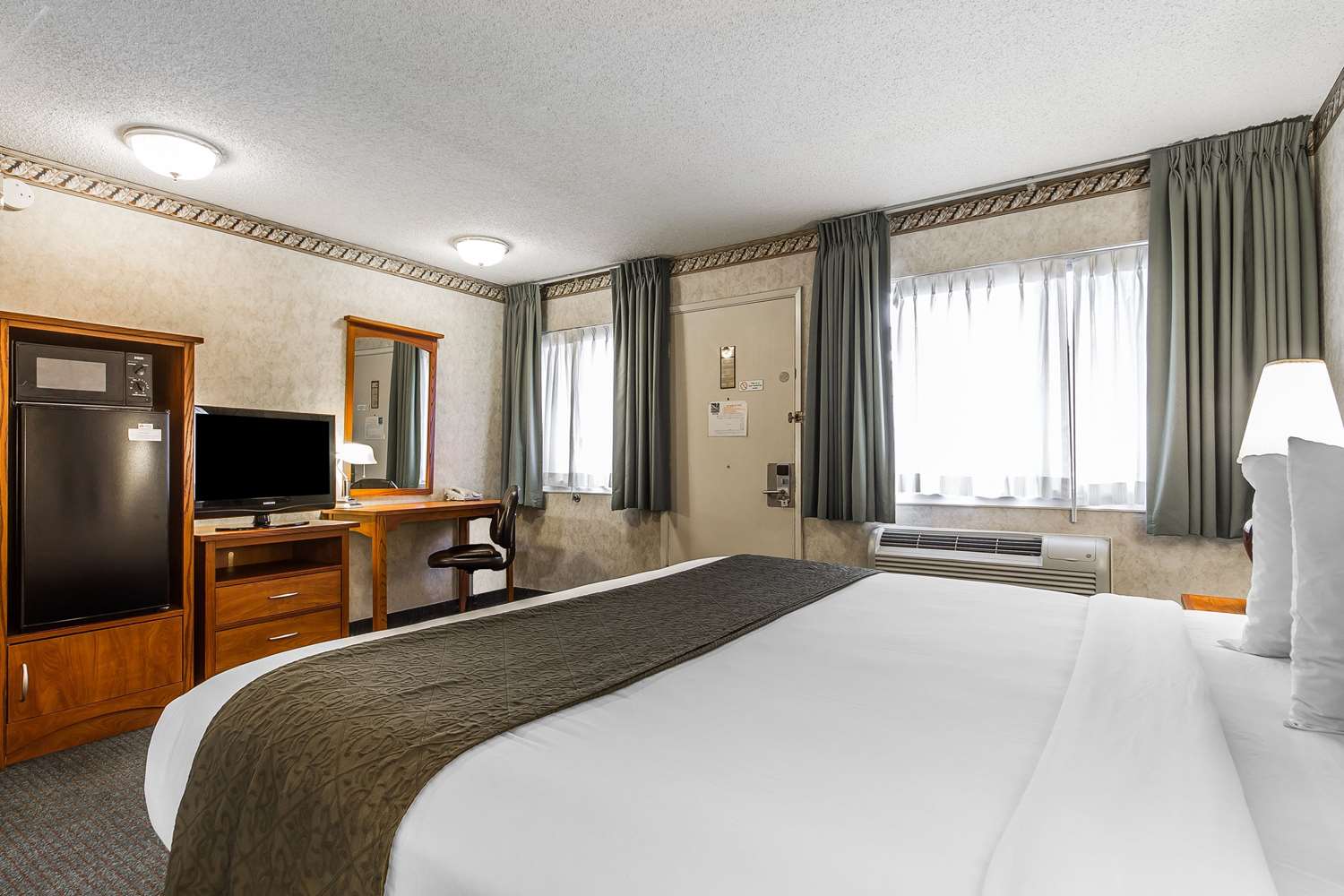 Room, King Bed, Accessible
