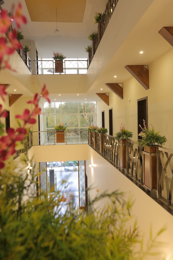 Hotel Sardar 14/20