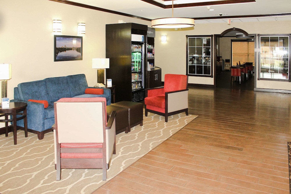Comfort Suites Montgomery East Monticello Dr 36/47