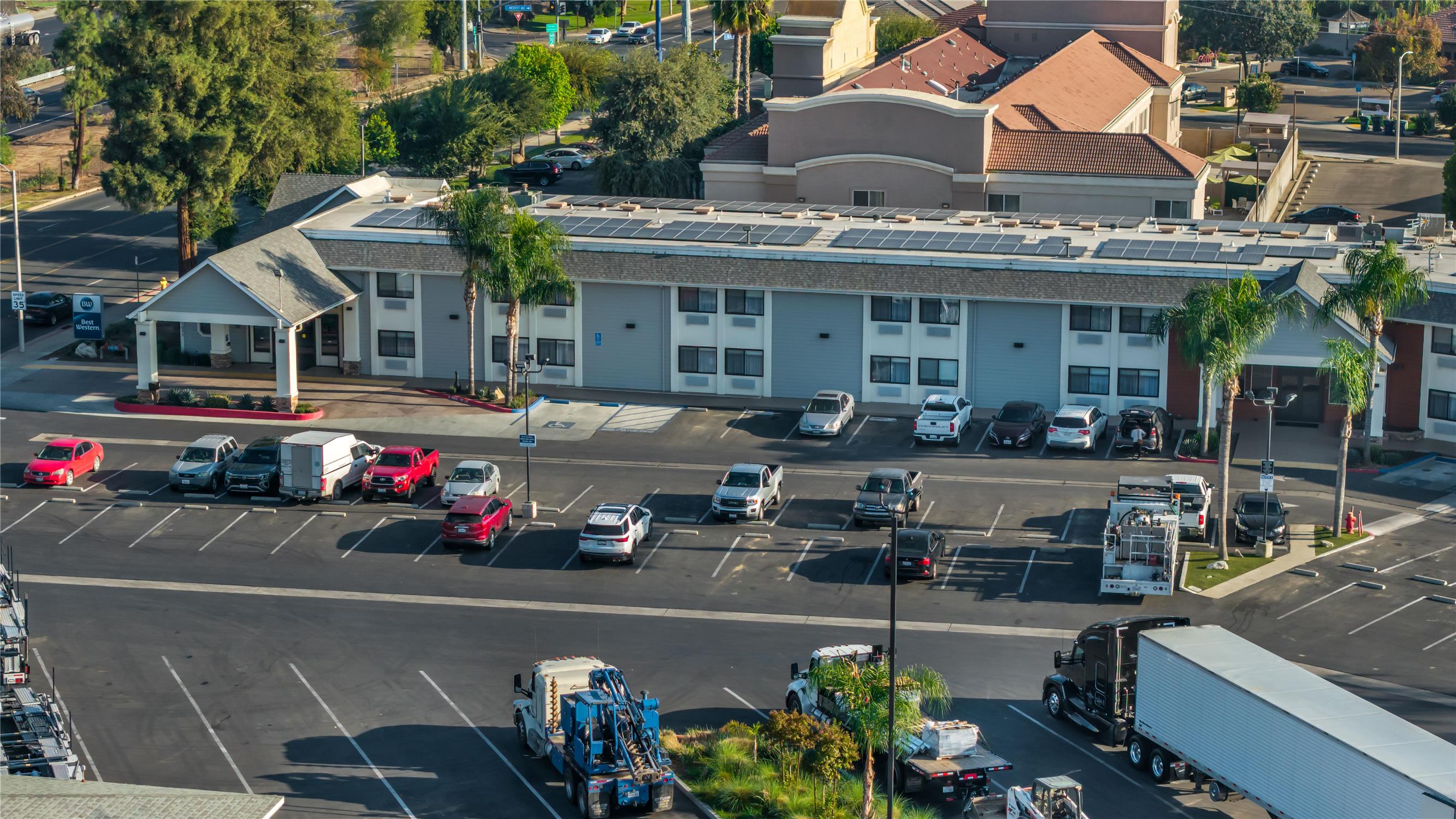 Best Western Town & Country Lodge 4/58