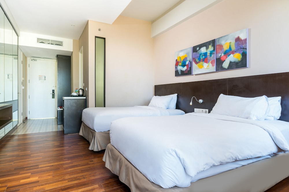 Amarta Hills Hotel And Resort 17/50