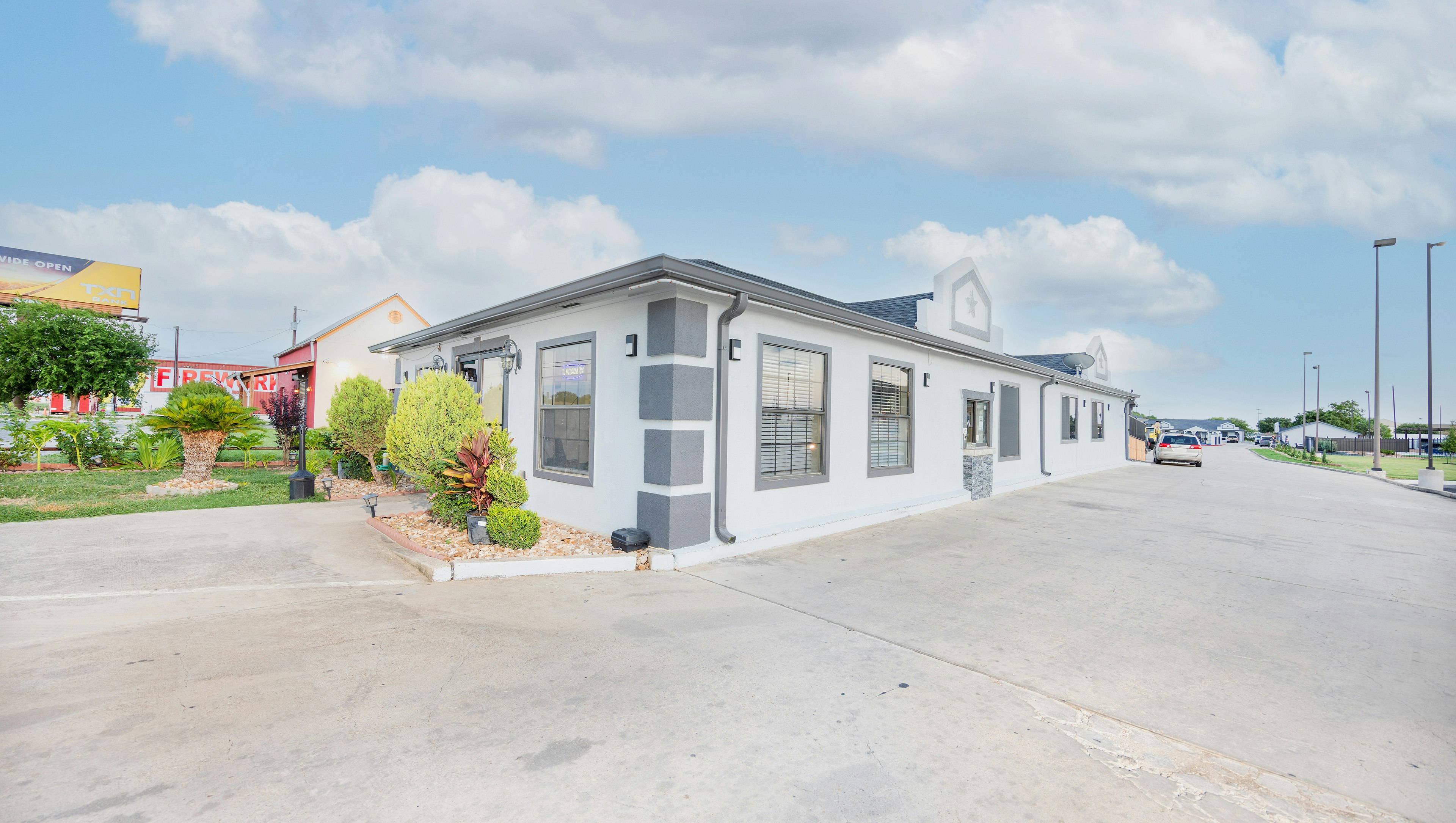 Executive Inn of Hondo 36/40