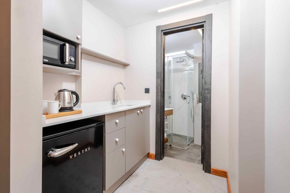 Ertan Hotel Cesme 62/63
