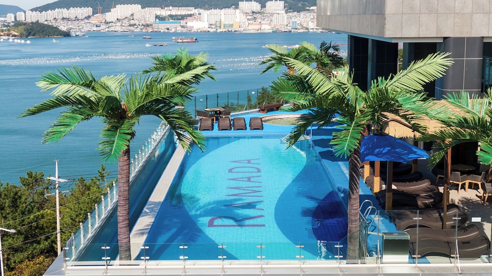 Ramada Plaza by Wyndham Dolsan Yeosu 45/64