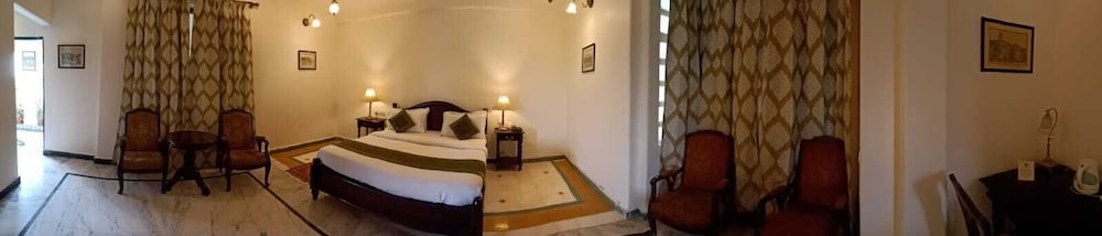 Khandwa Haveli 12/38