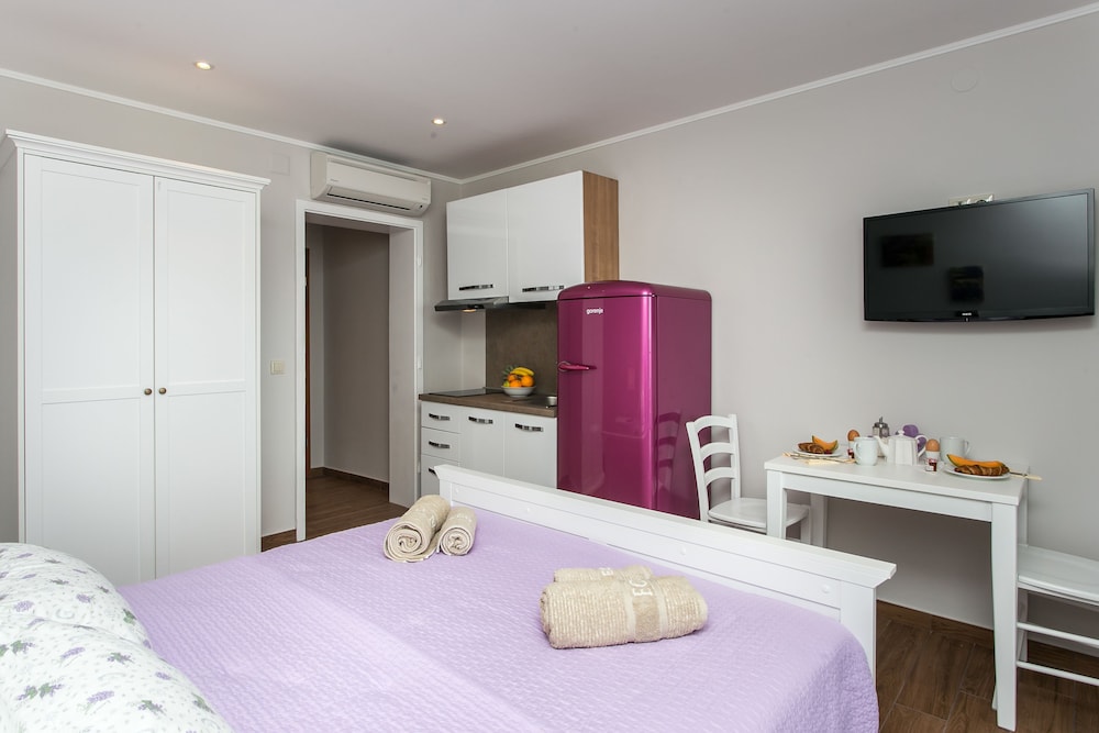 Apartments Villa Mirjana 12/75