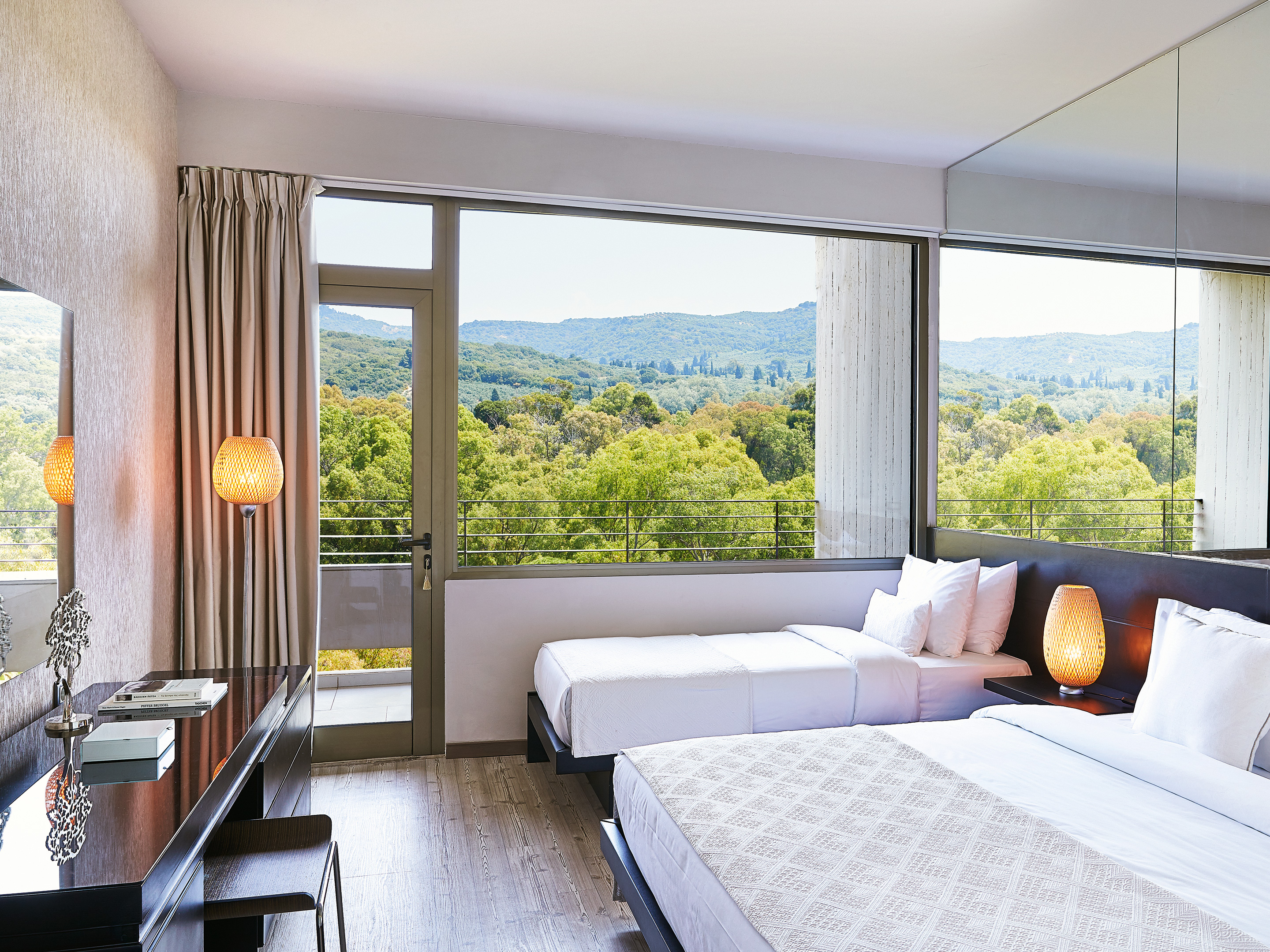 Room, Double Bed, Lateral Side Sea View