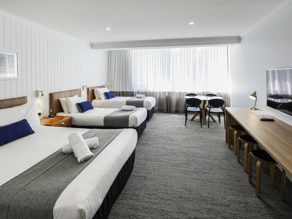 MERCURE CHARLESTOWN 19/50