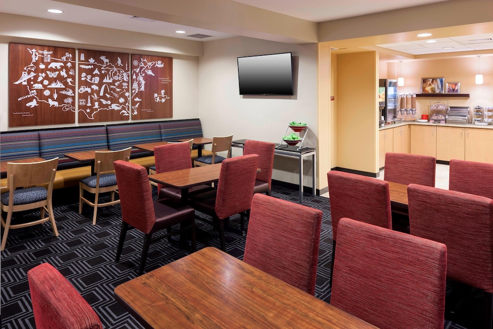 Towneplace Suites Suffolk Chesapeake 33/54