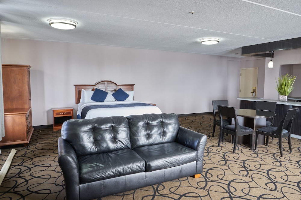 Seaport Inn And Marina 11/29