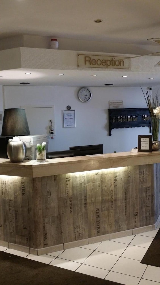 Hotel am Stadion 4/21