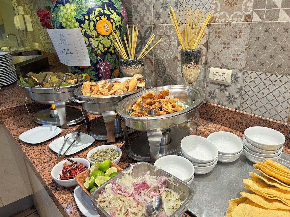 restaurant cafeteria