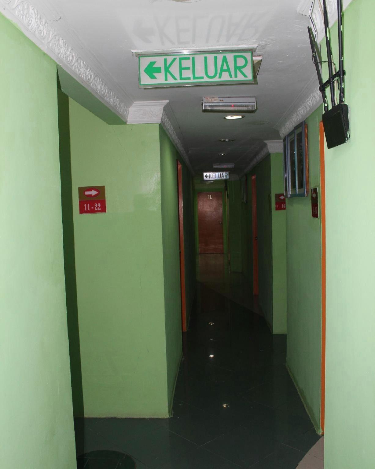 Batu Caves Budget Hotel 4/25