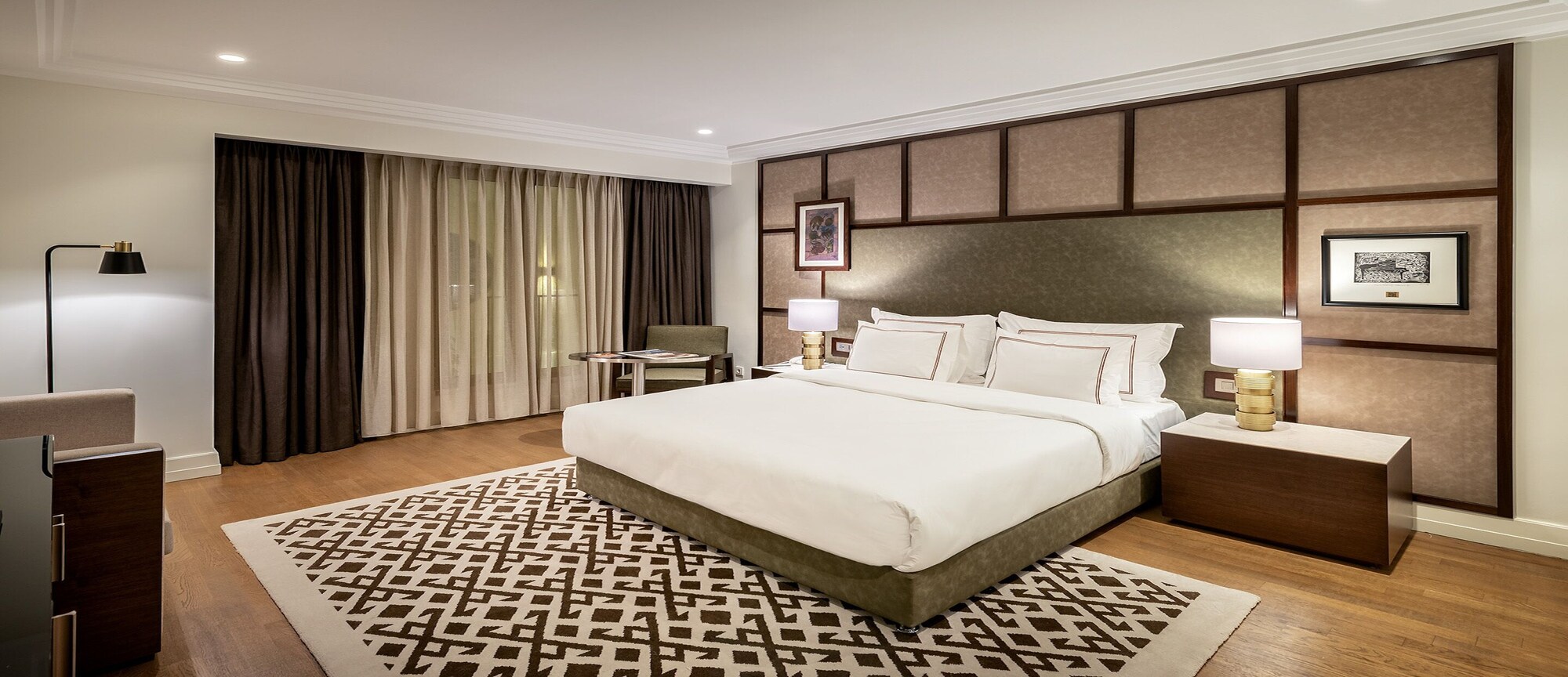 Atrium, Superior, King Bed, The Stay Boulevard Nisantasi 2/3