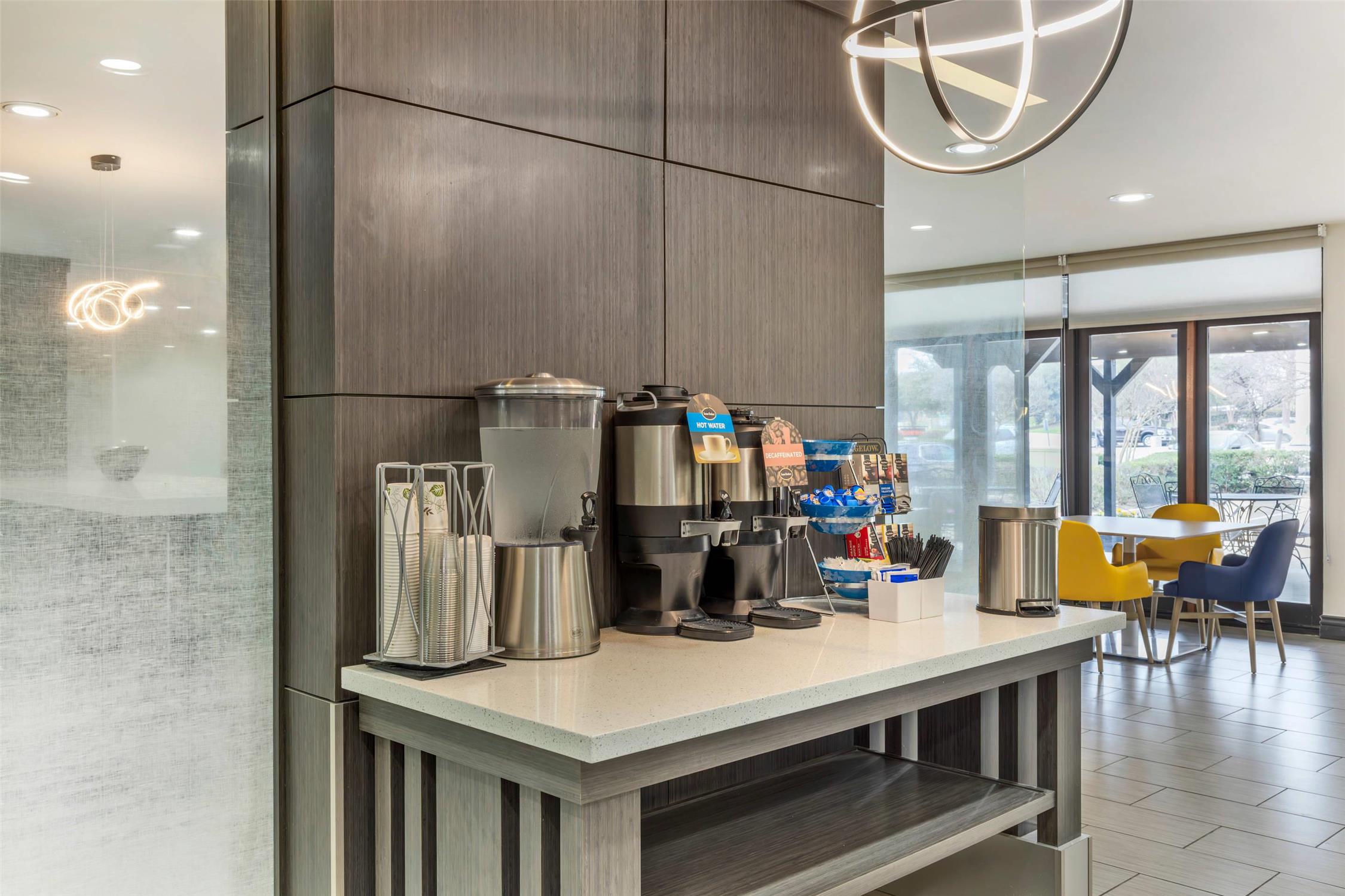 Comfort Inn & Suites Irving Las Colinas DFW 7/16