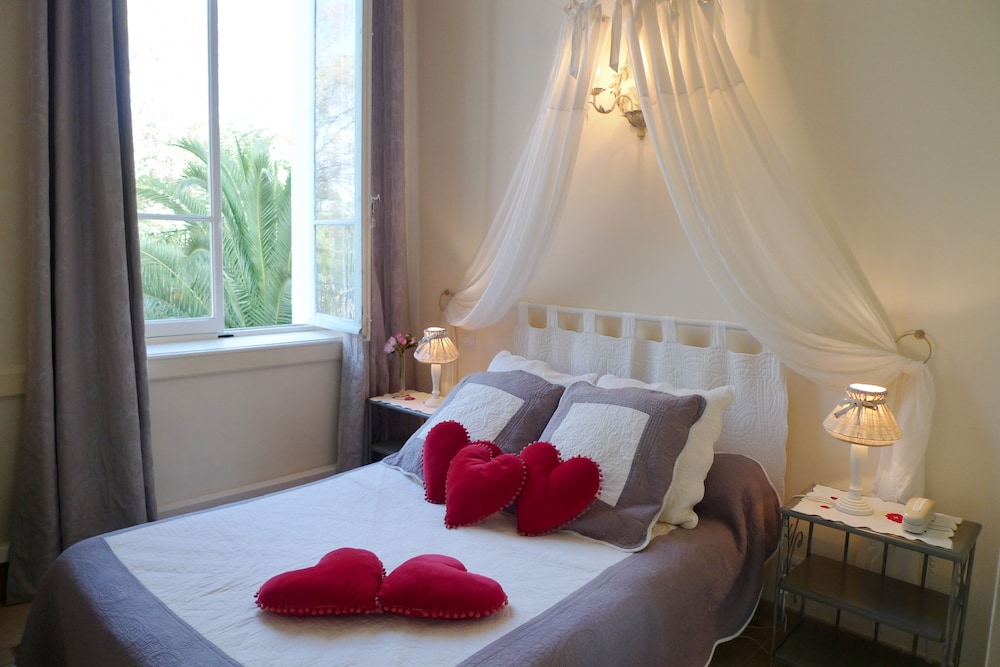 L Orangeraie Hotel 12/54