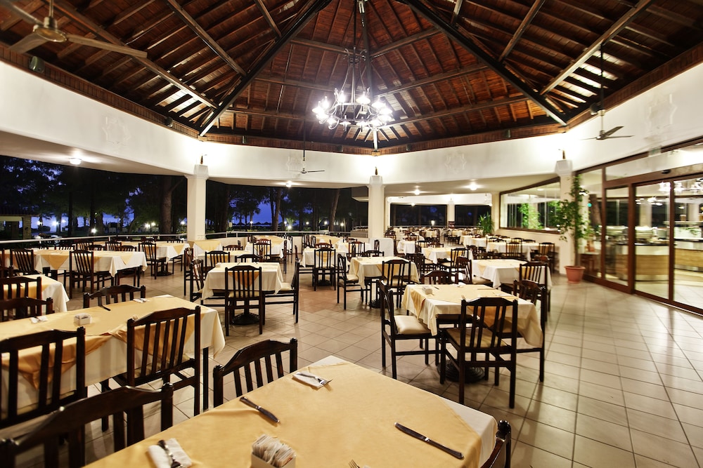 Champion Holiday Village All Inclusive 34/50