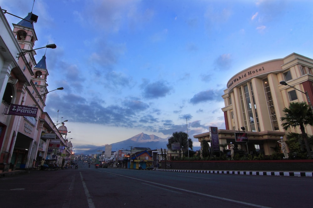 Grand Wahid Hotel Salatiga 61/61