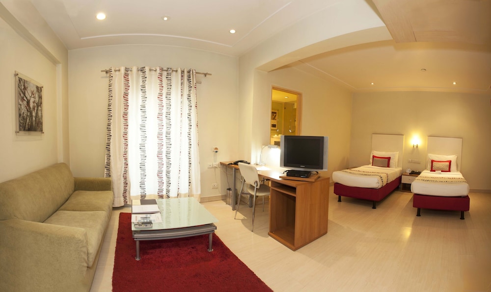 Avalon Courtyard Residence 20/31